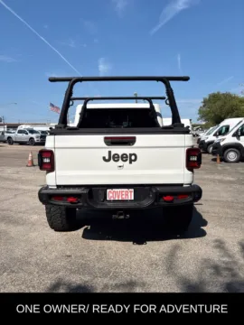 More photos of 2024 Jeep Gladiator Rubicon at Covert Chrysler Dodge Jeep Ram, TX
