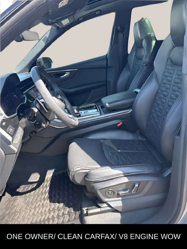 Audi RS Q8 photo 10