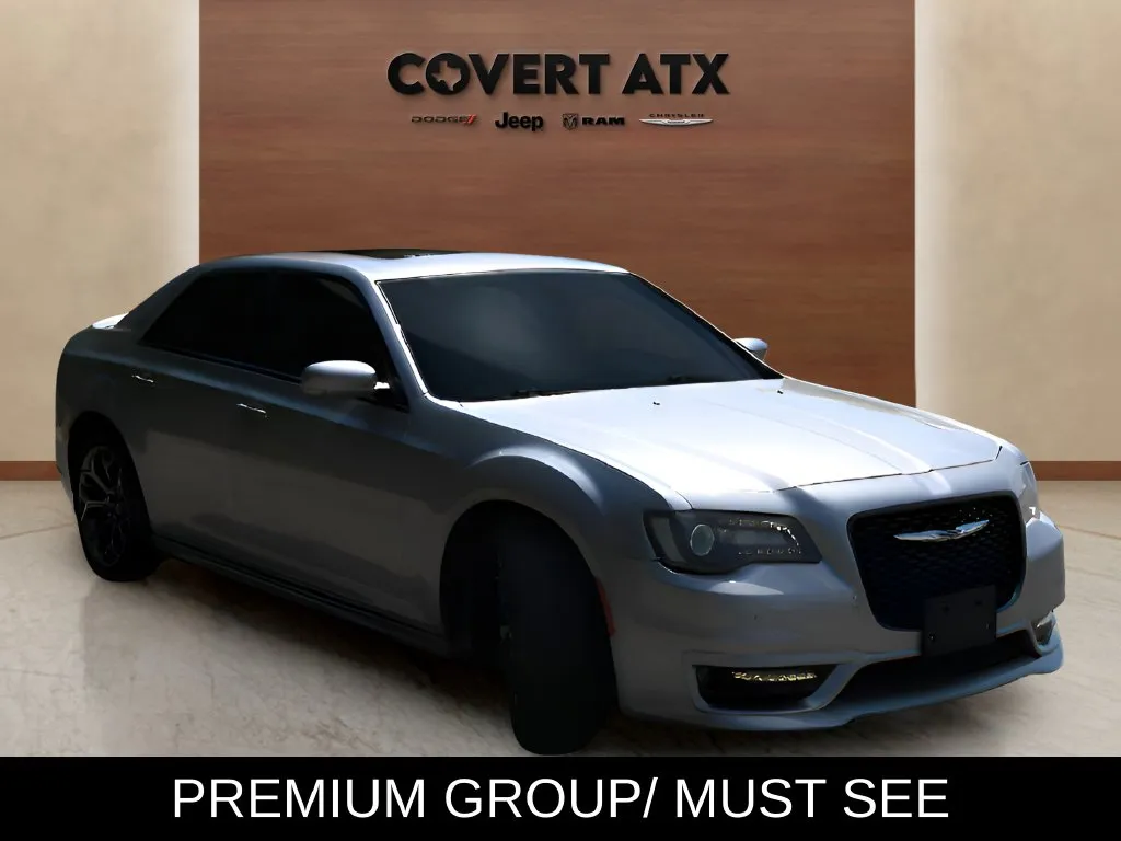 Chrysler 300 photo 7