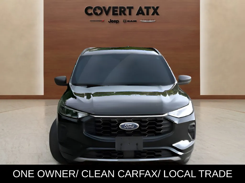 Ford Escape photo 8