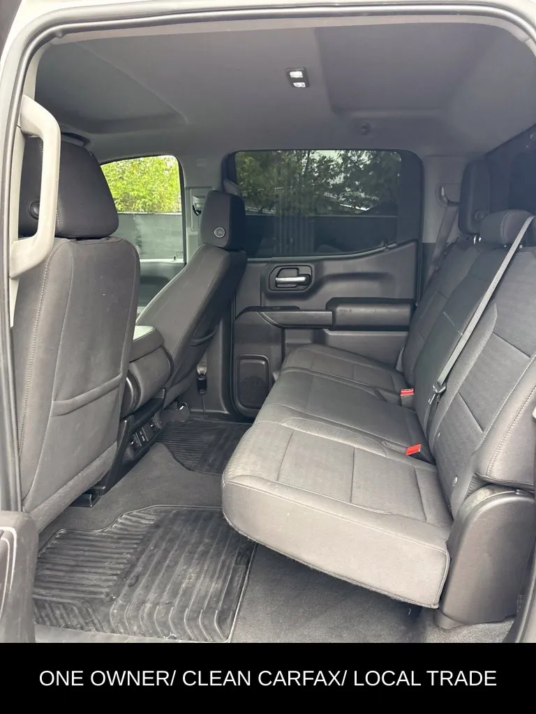 Chevrolet Silverado photo 15