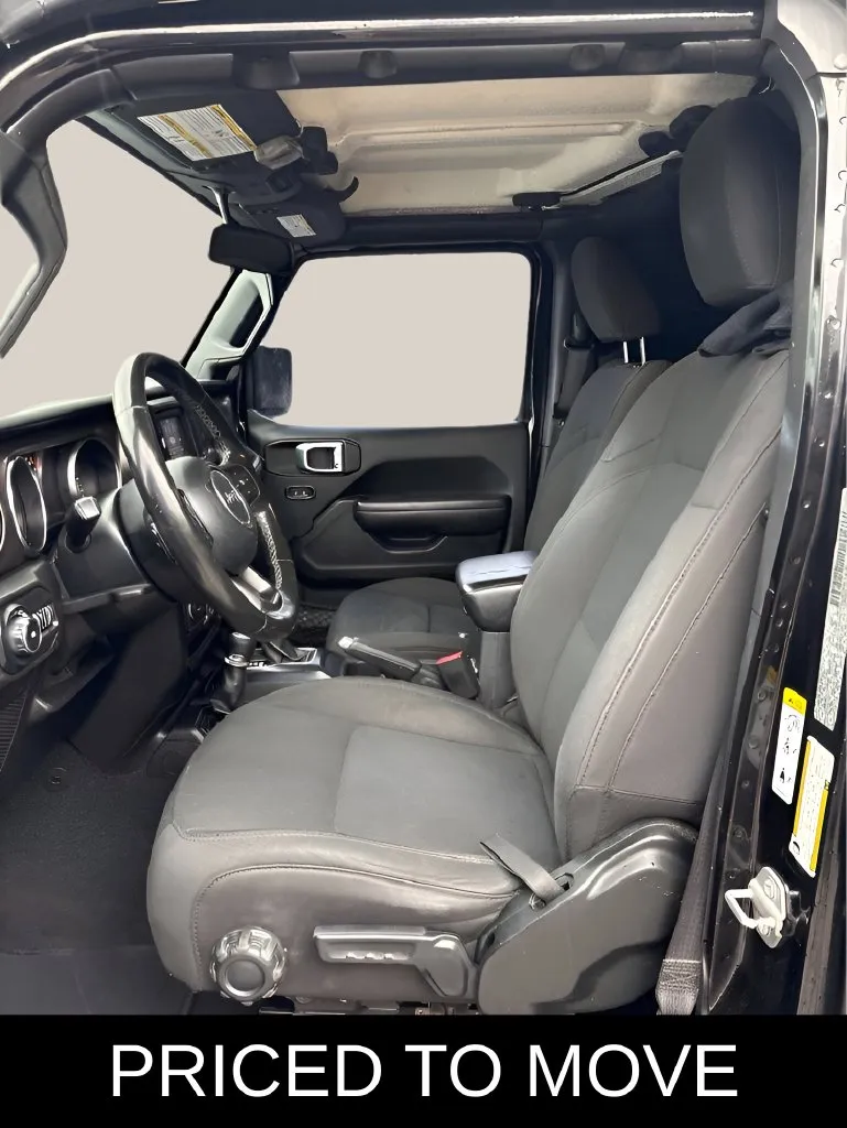 Jeep Wrangler photo 10