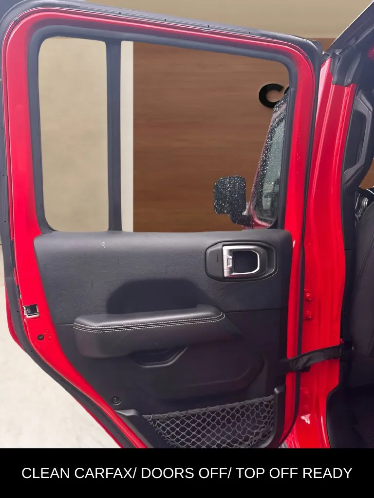 Jeep Wrangler photo 10