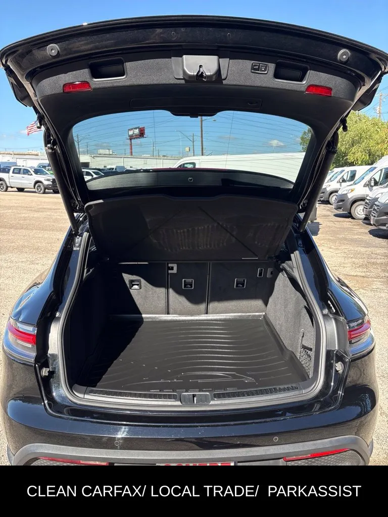 Porsche Macan photo 9