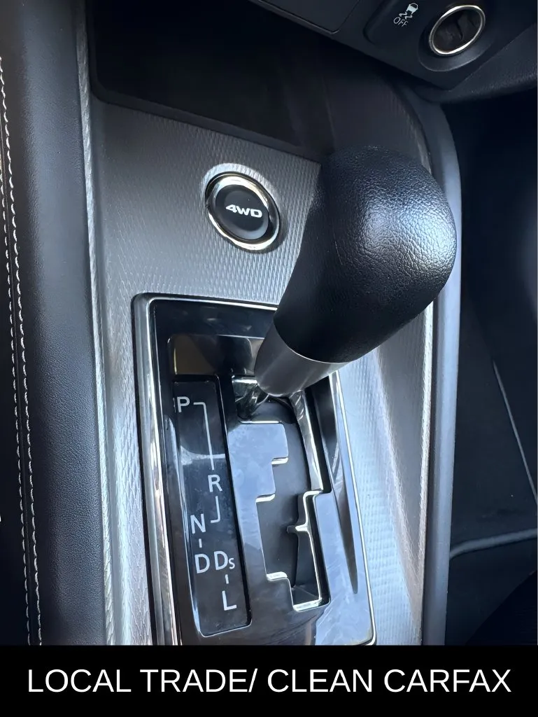 Mitsubishi Outlander Sport photo 13