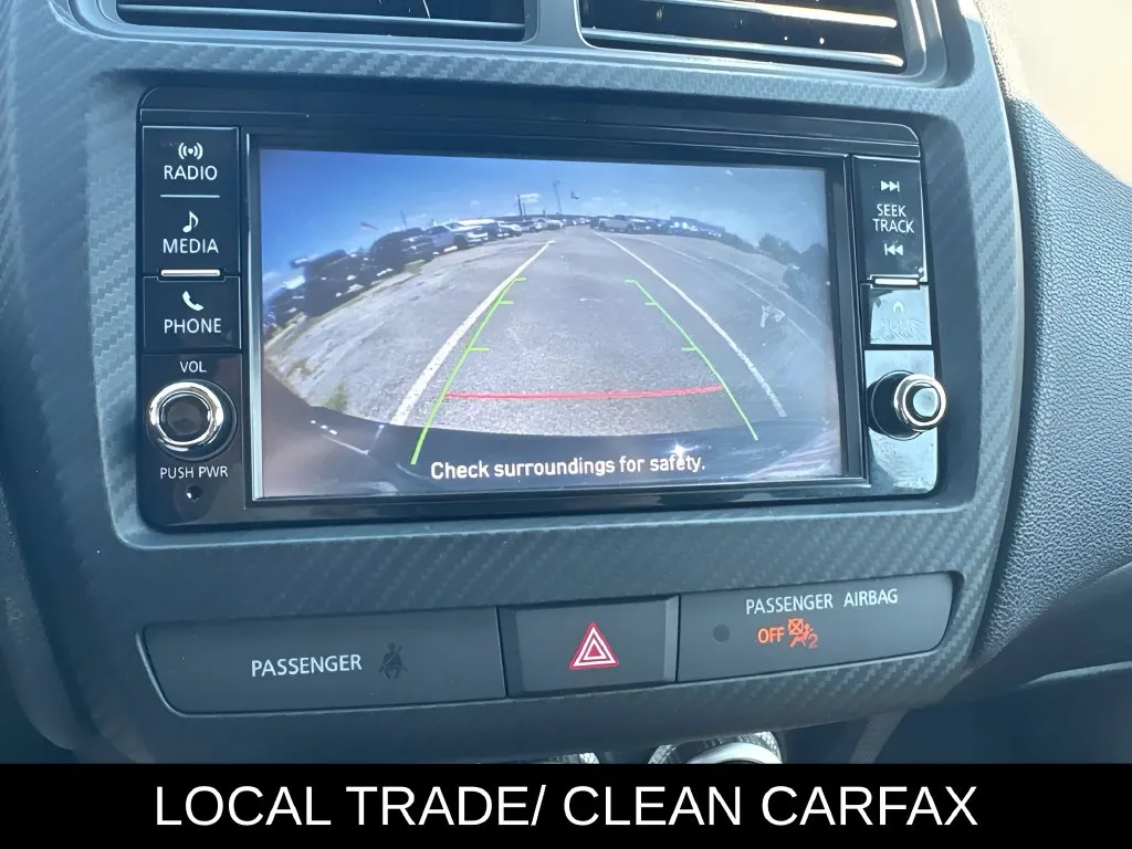 Mitsubishi Outlander Sport photo 18