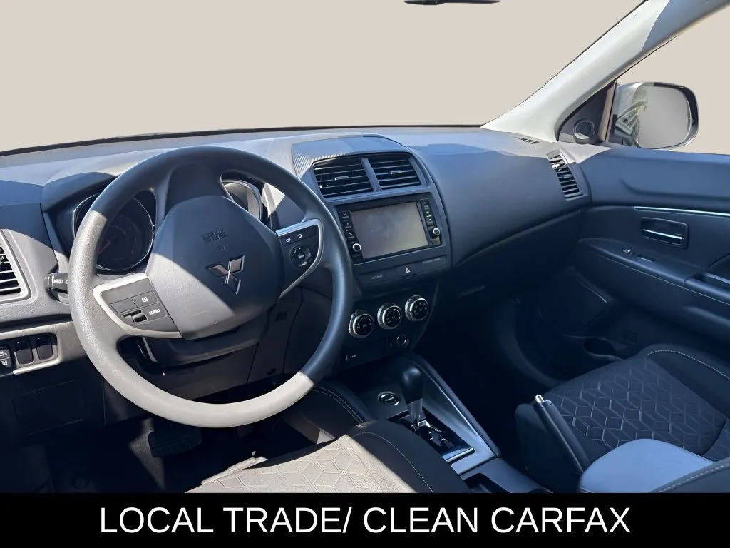 Mitsubishi Outlander Sport photo 10