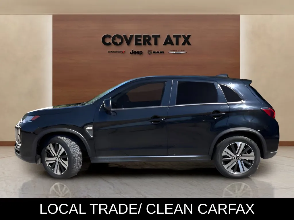 Mitsubishi Outlander Sport photo 2