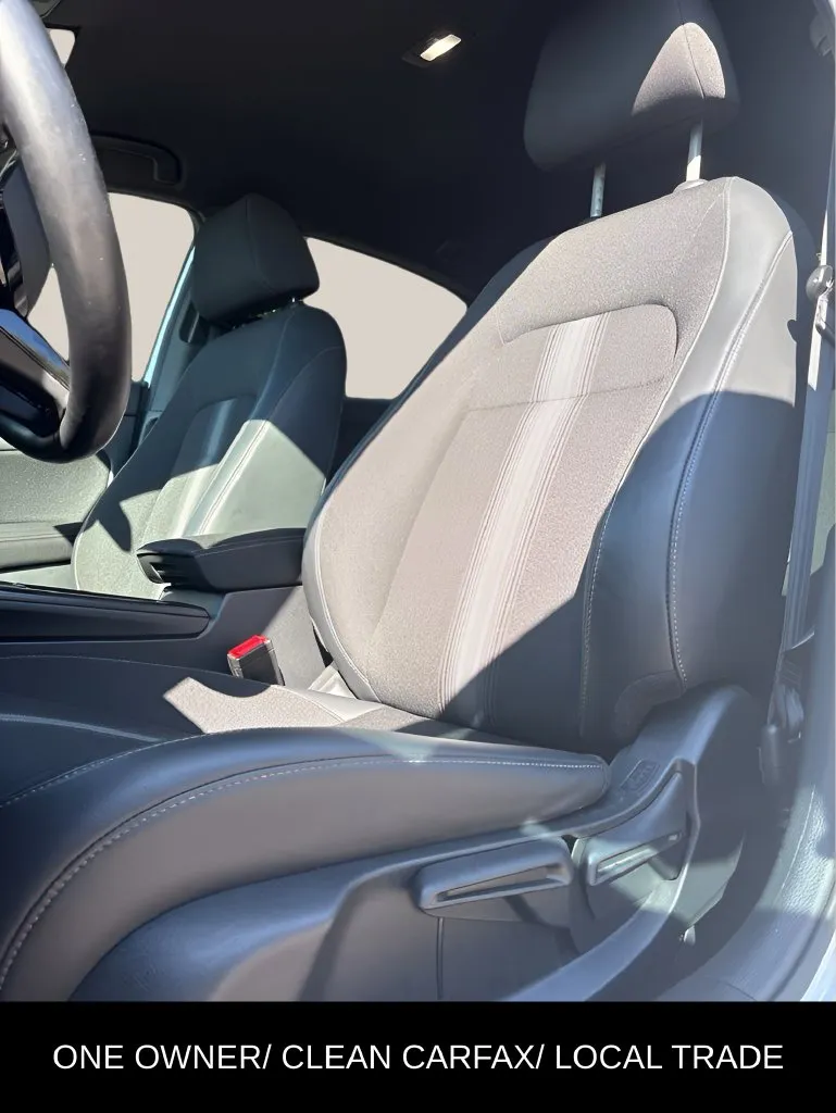 Honda Civic photo 13