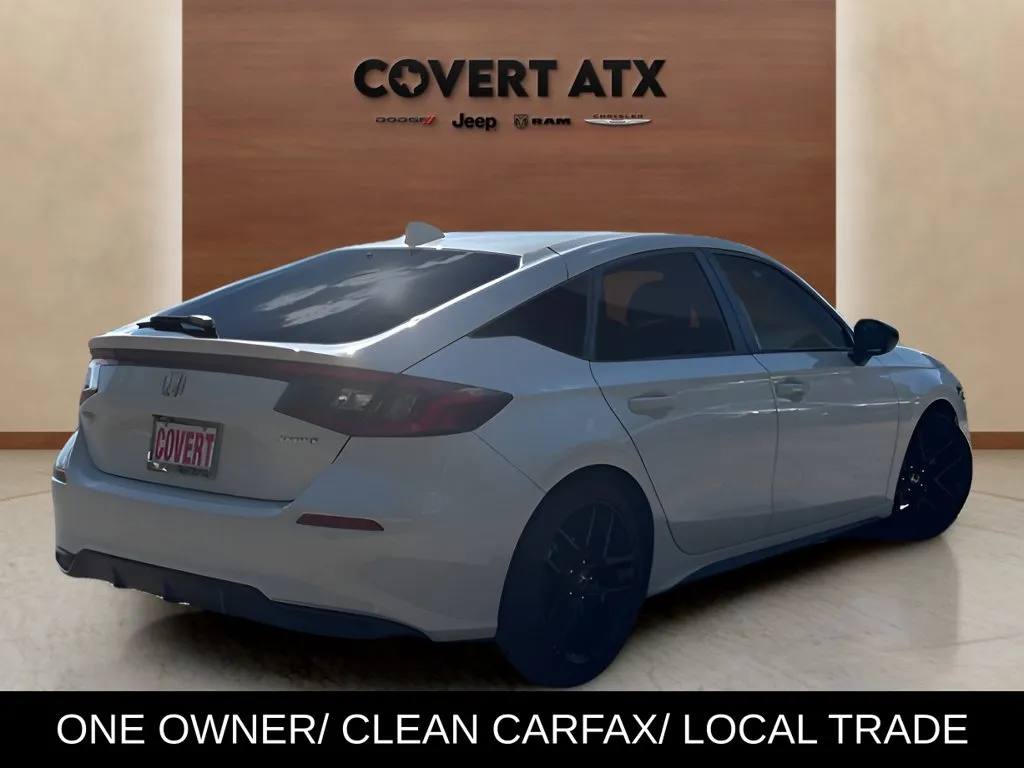 Honda Civic photo 5