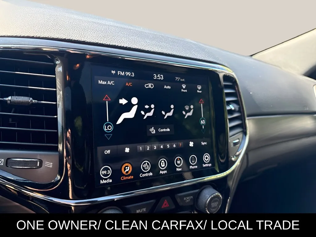 Jeep Grand Cherokee photo 30
