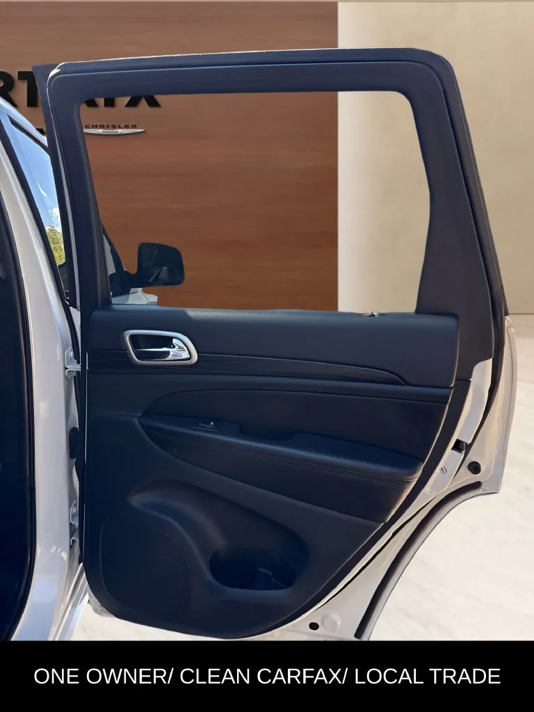 Jeep Grand Cherokee photo 19