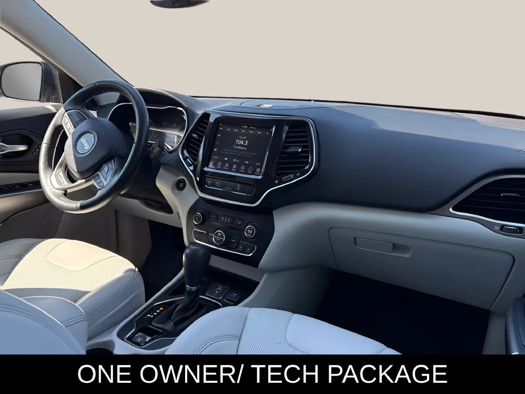 Jeep Cherokee photo 18
