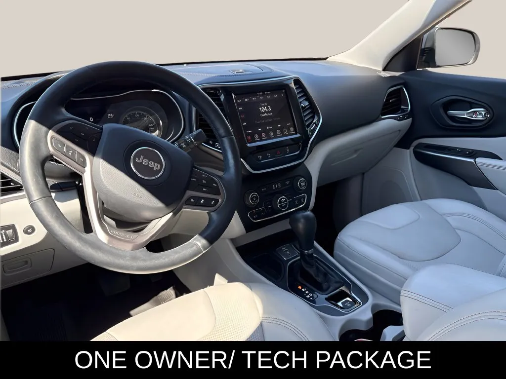 Jeep Cherokee photo 14