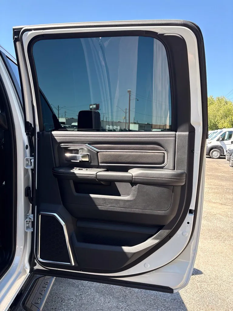 Ram 2500 photo 18