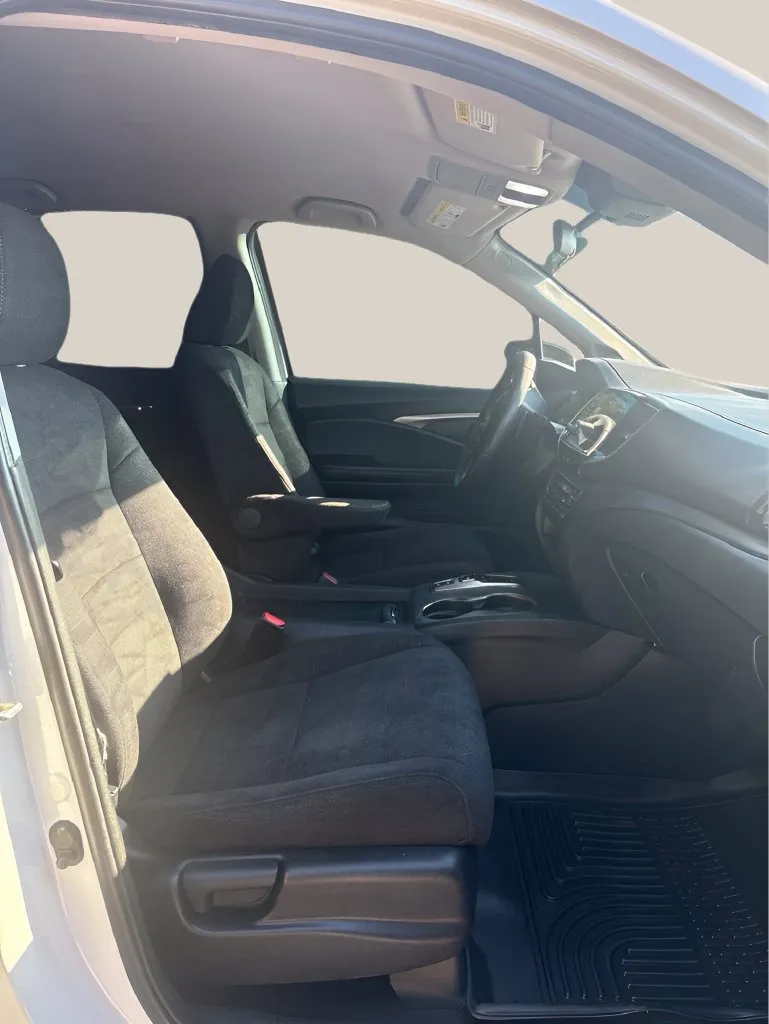 Honda Pilot photo 22