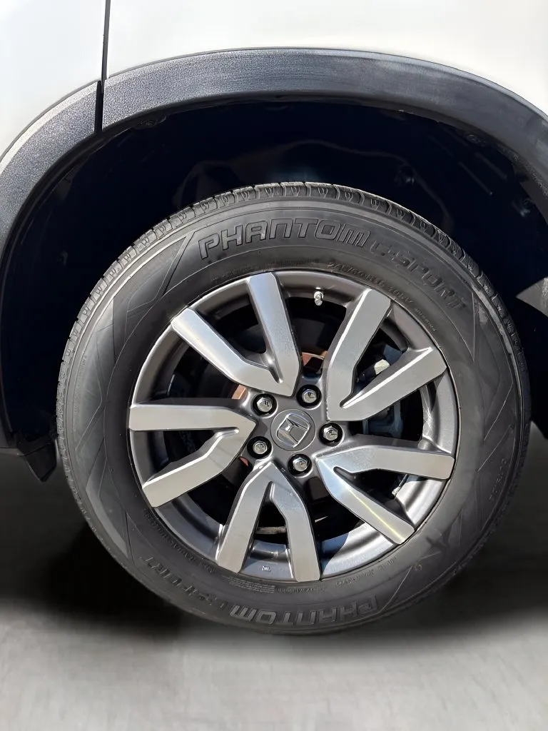 Honda Pilot photo 9