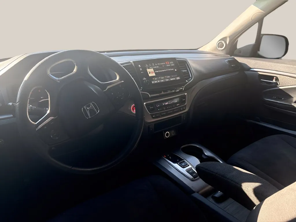 Honda Pilot photo 17