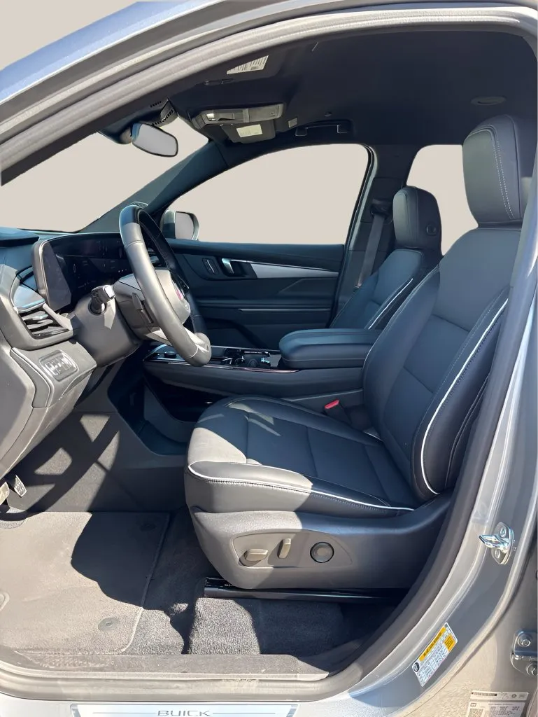 Buick Enclave photo 12