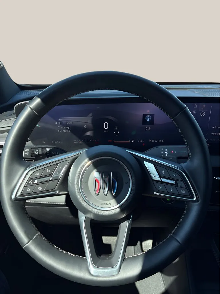 Buick Enclave photo 26