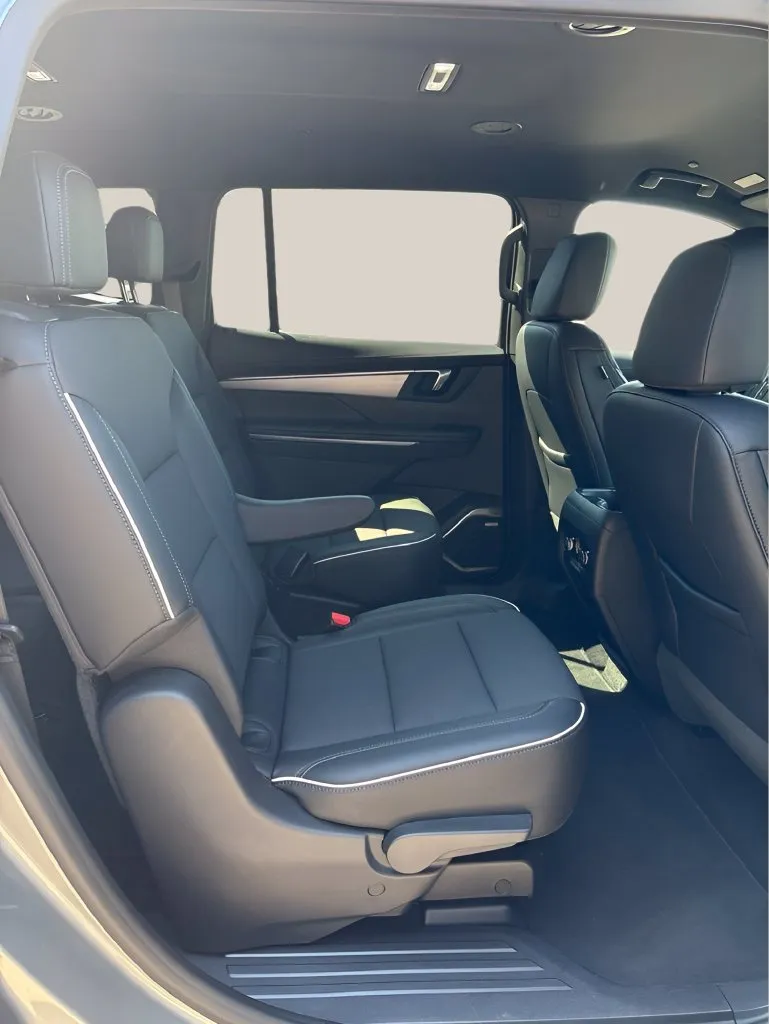 Buick Enclave photo 21