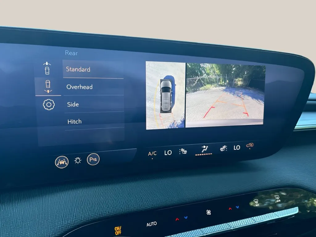 Buick Enclave photo 37