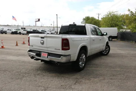 More photos of 2023 Ram 1500 Limited at Covert Chrysler Dodge Jeep Ram, TX