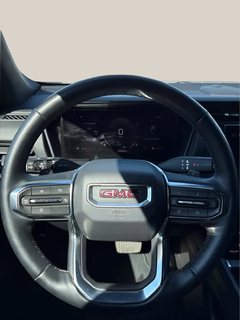 GMC Terrain photo 24