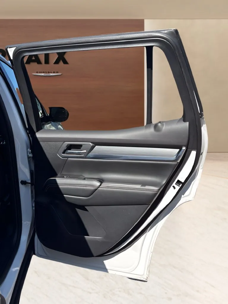 GMC Terrain photo 18