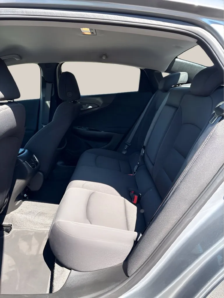 Chevrolet Malibu photo 15