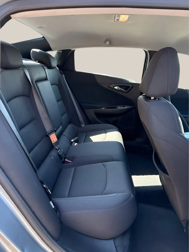 Chevrolet Malibu photo 19