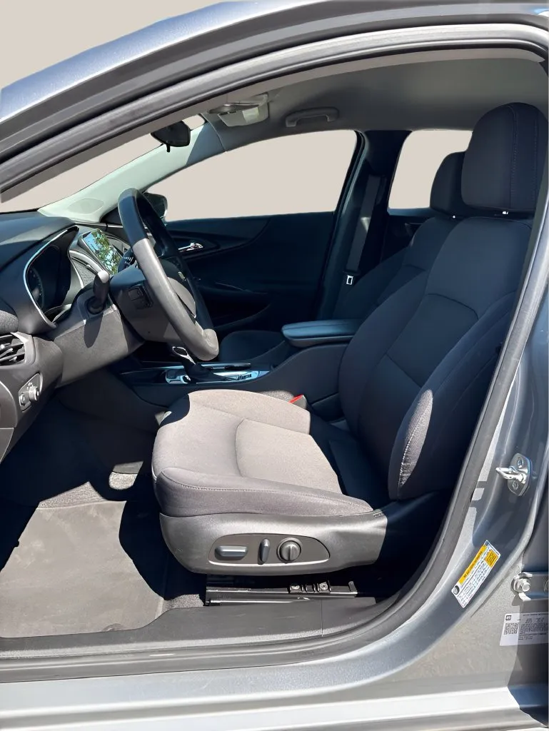 Chevrolet Malibu photo 12