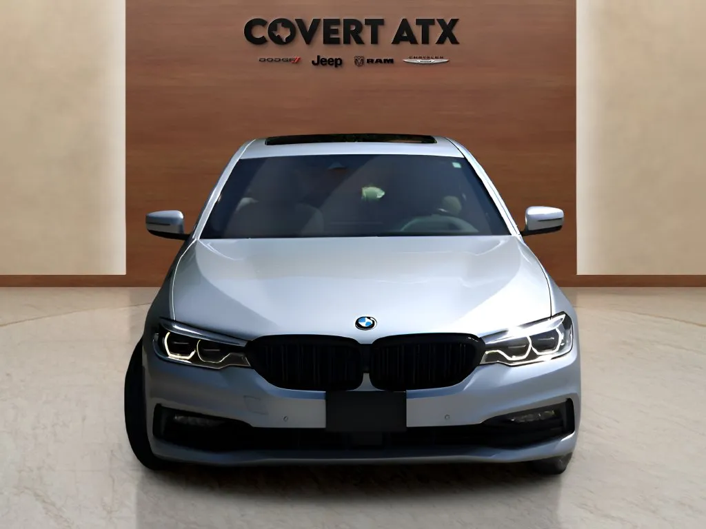BMW 5 Series photo 8