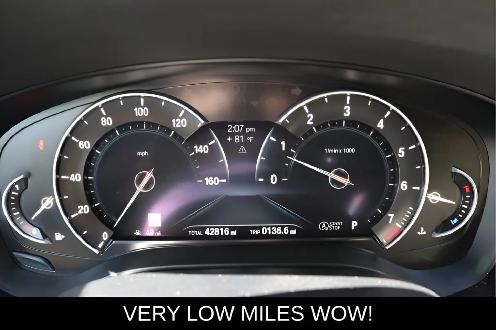 BMW 5 Series photo 21