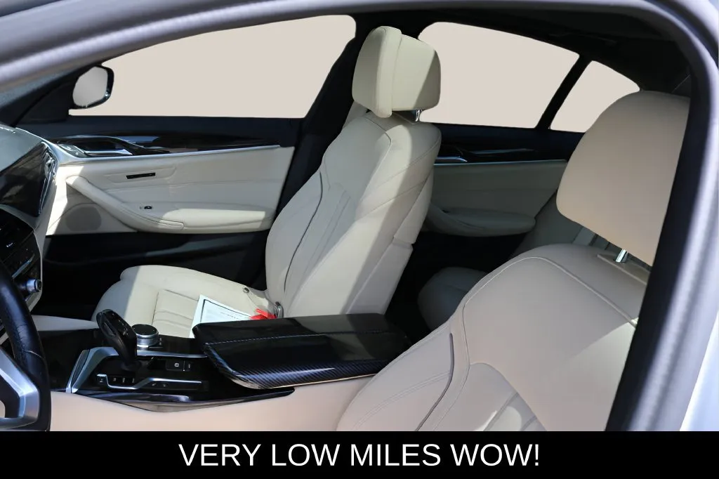 BMW 5 Series photo 12