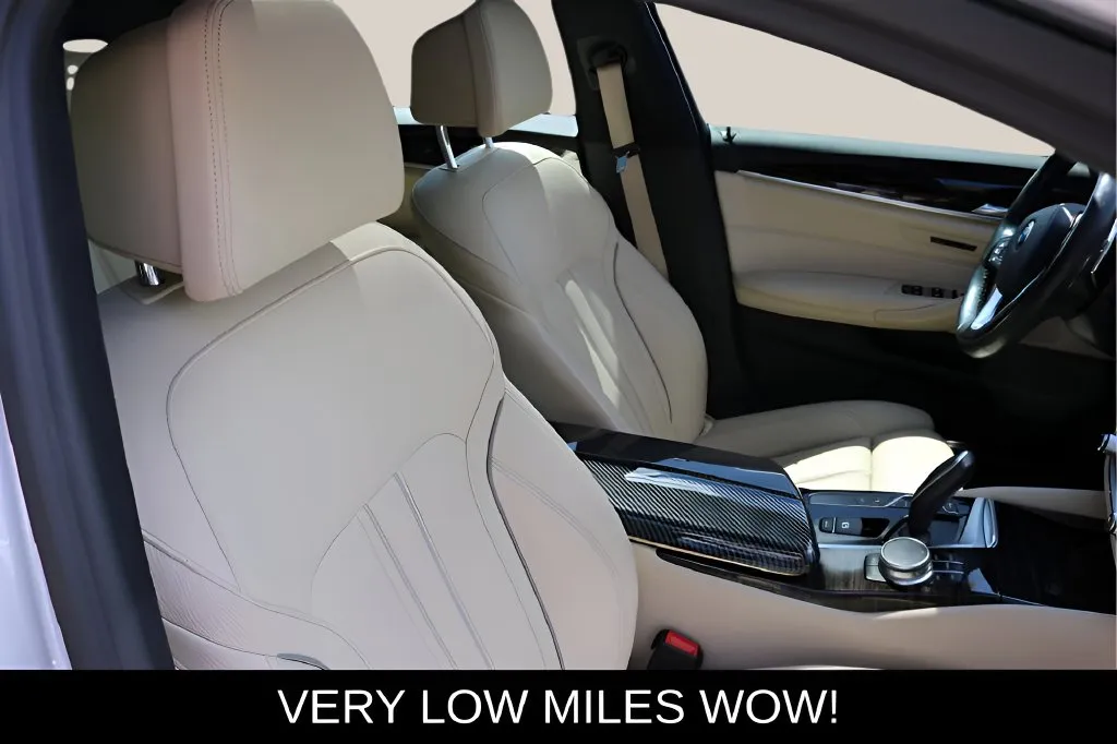 BMW 5 Series photo 16
