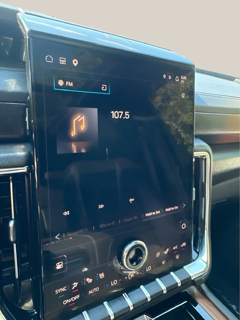 GMC Yukon photo 33