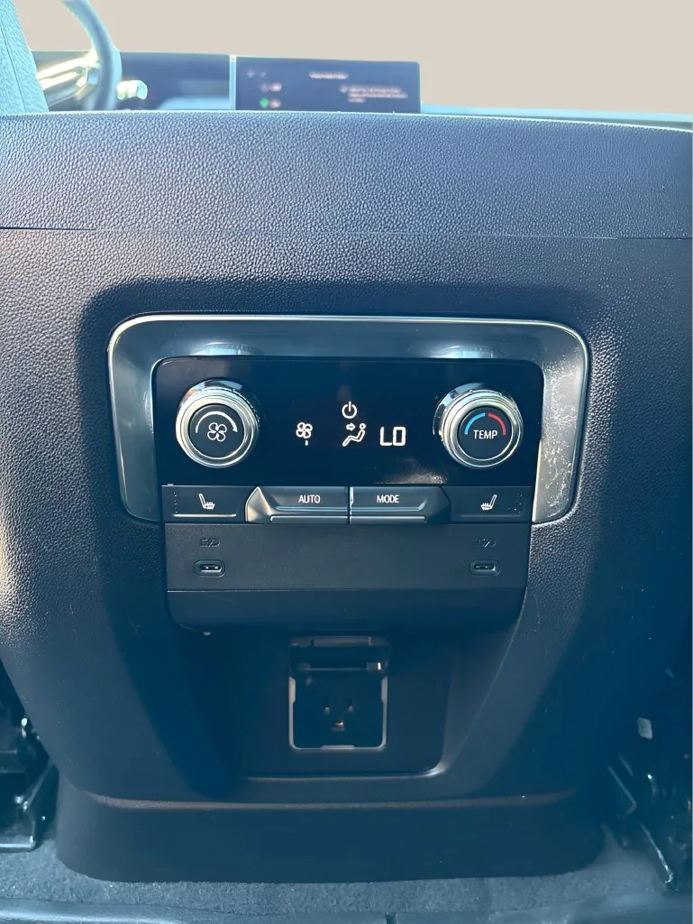 GMC Yukon photo 19