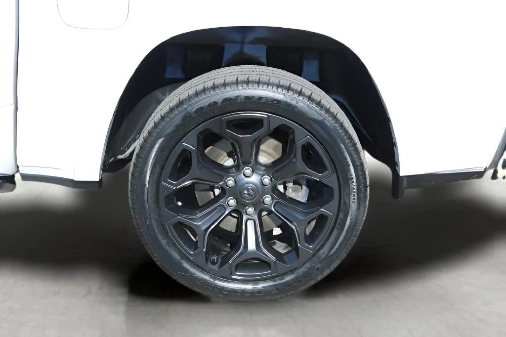 Ram 1500 photo 9