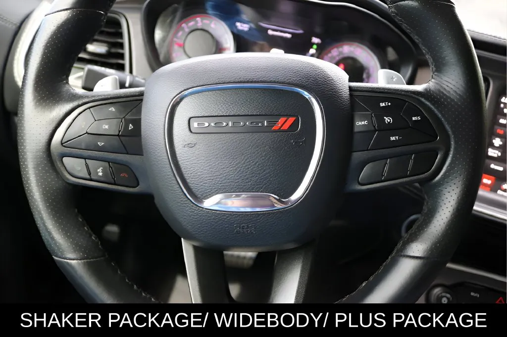 Dodge Challenger photo 15