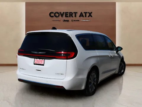 More photos of 2026 Chrysler Pacifica Limited at Covert Chrysler Dodge Jeep Ram, TX