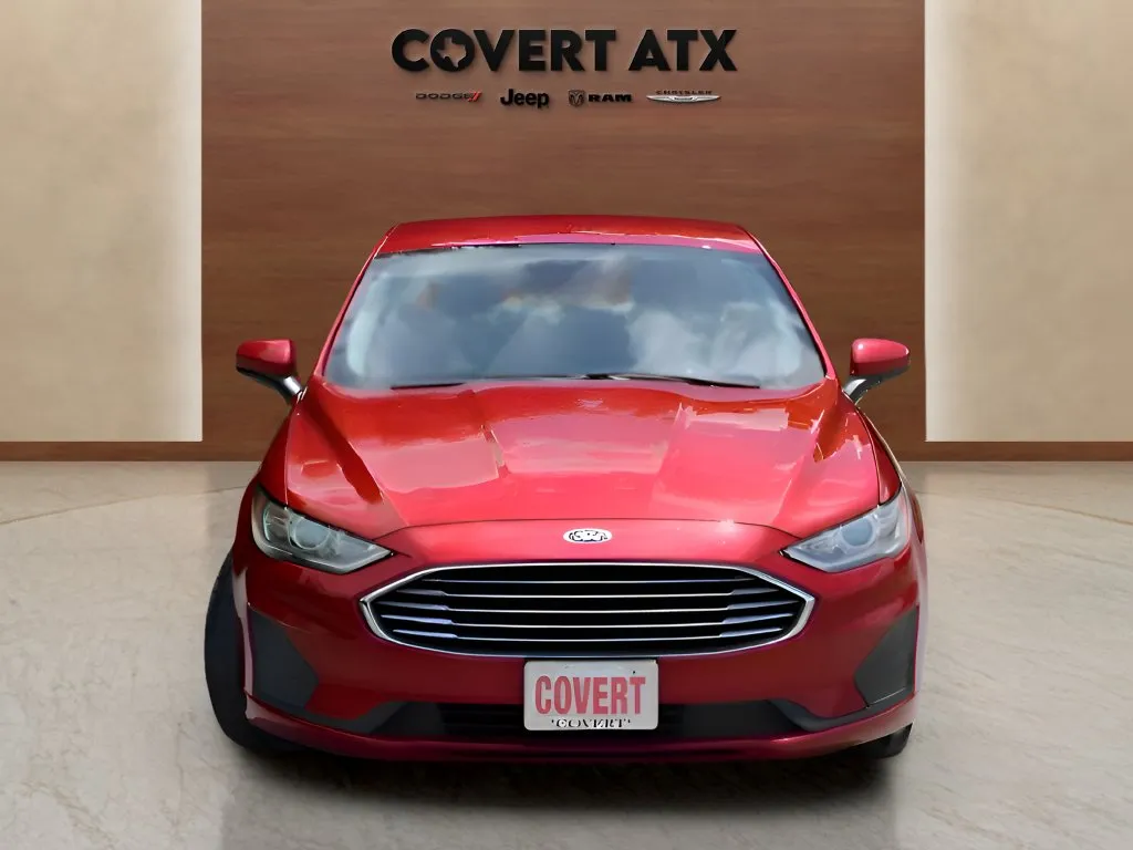 2020 Ford Fusion SE - Photo 8