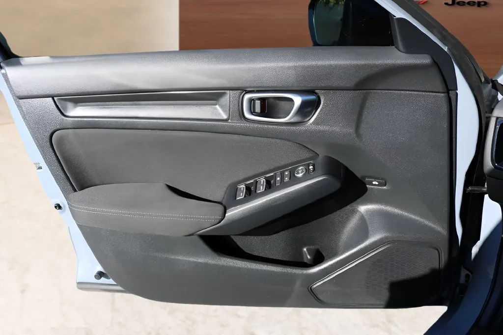 Honda Civic photo 11
