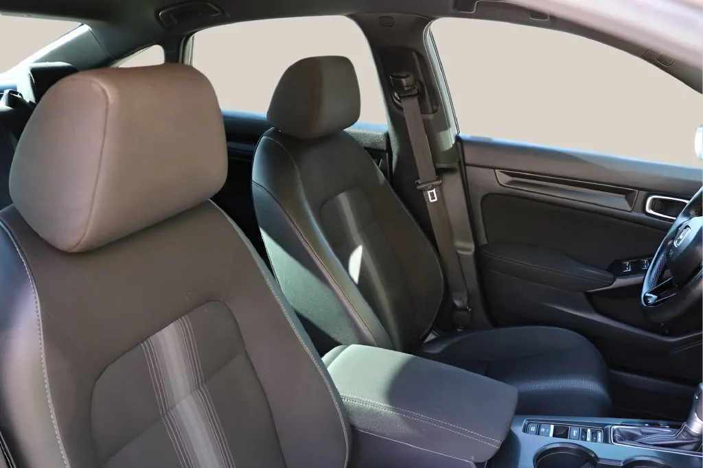 Honda Civic photo 18