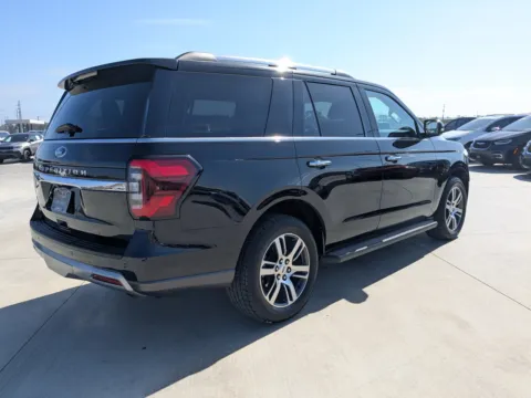More photos of 2024 Ford Expedition Limited at Woody Folsom CDJR of Douglas, GA