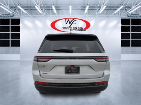 More photos of 2025 Jeep Grand Cherokee Limited at Woody Folsom CDJR of Douglas, GA