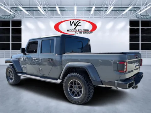 More photos of 2022 Jeep Gladiator Overland at Woody Folsom CDJR of Douglas, GA