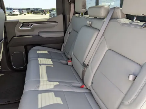 More photos of 2022 Chevrolet Silverado 1500 LTZ at Woody Folsom CDJR of Douglas, GA