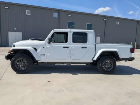 Photos of 2026 Jeep Gladiator Sport S for sale in Douglas, GA at Woody Folsom CDJR of Douglas