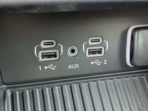 More photos of 2026 Jeep Grand Cherokee Laredo Altitude at Woody Folsom CDJR of Douglas, GA